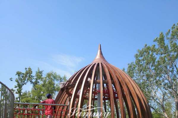 河北廊坊迎賓路固安中央公園鋼構仿木紋效果