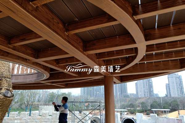南京浦口區(qū)中交綿蘭會d15路總站鋼構異性木紋漆